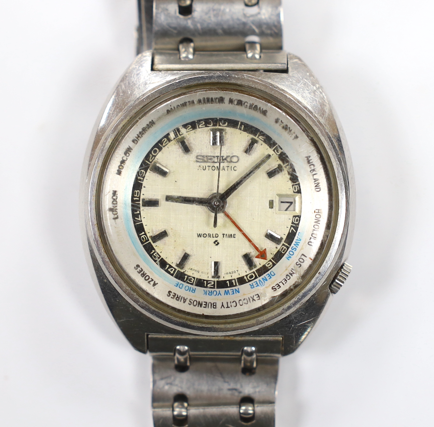 A gentleman's late 1960's stainless steel Seiko automatic World Time wrist watch, on a stainless steel Seiko bracelet, case diameter 40mm, no box or papers.